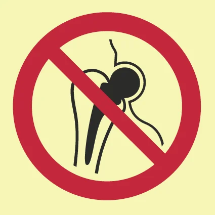 No metal objects sign PS0019 - ISO 7010 prohibition sign for vessels